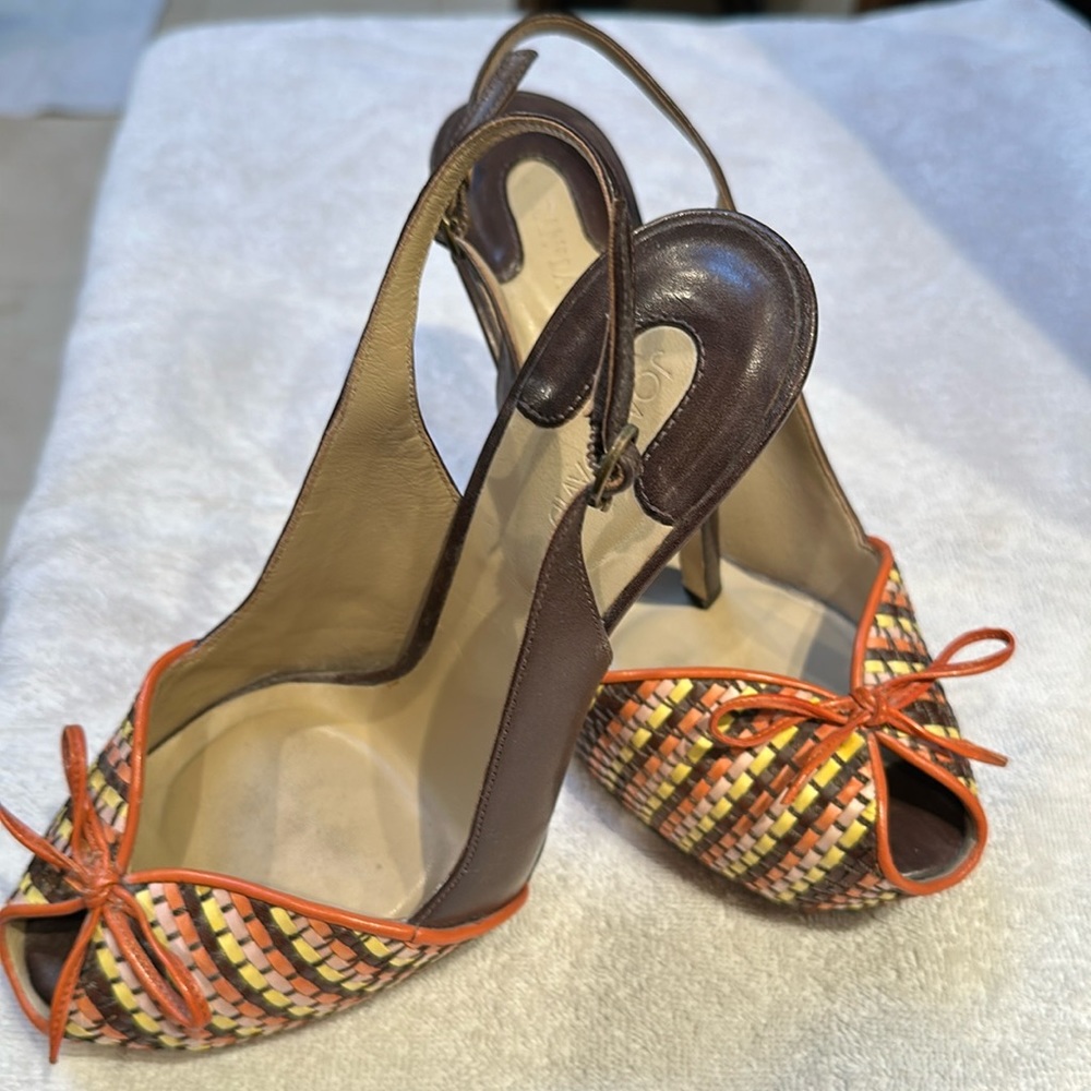 Vintage Joan & David platform heels. 1940s styling.